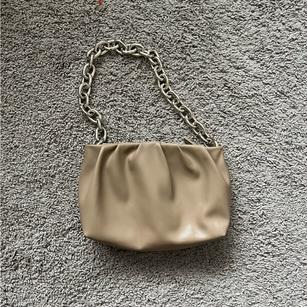 Elegant Tan Chain Shoulder Bag